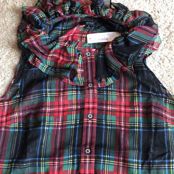 J Crew sleeveless ruffle collar black red green tartan top sleeveless shirt - Picture 3 of 7